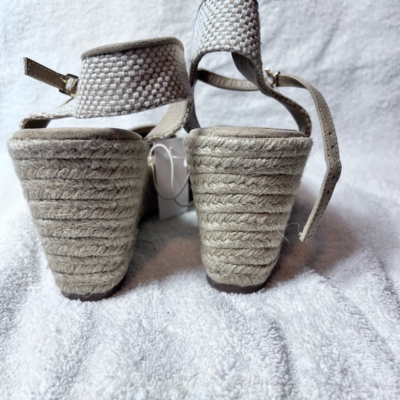 NWOB. Loft Espadrilles , Size 10 , Tan color - Picture 5 of 9